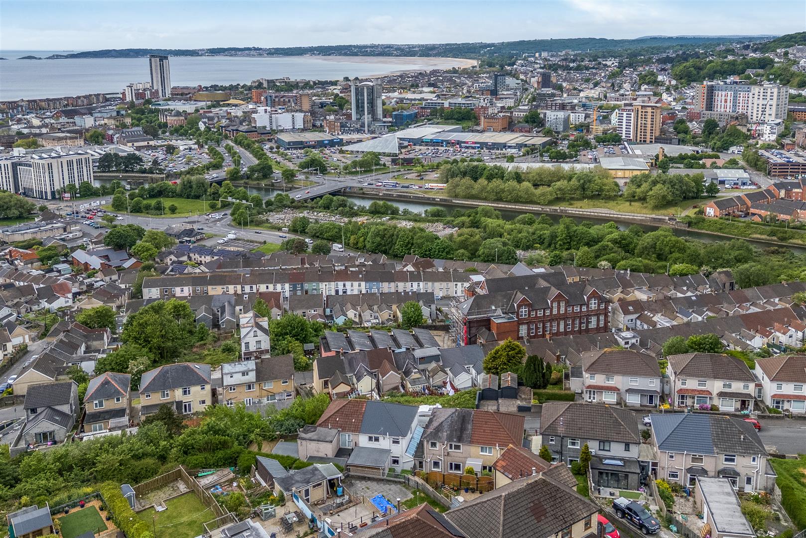 Beaumont Crescent, St. Thomas, Swansea, SA1 8DW